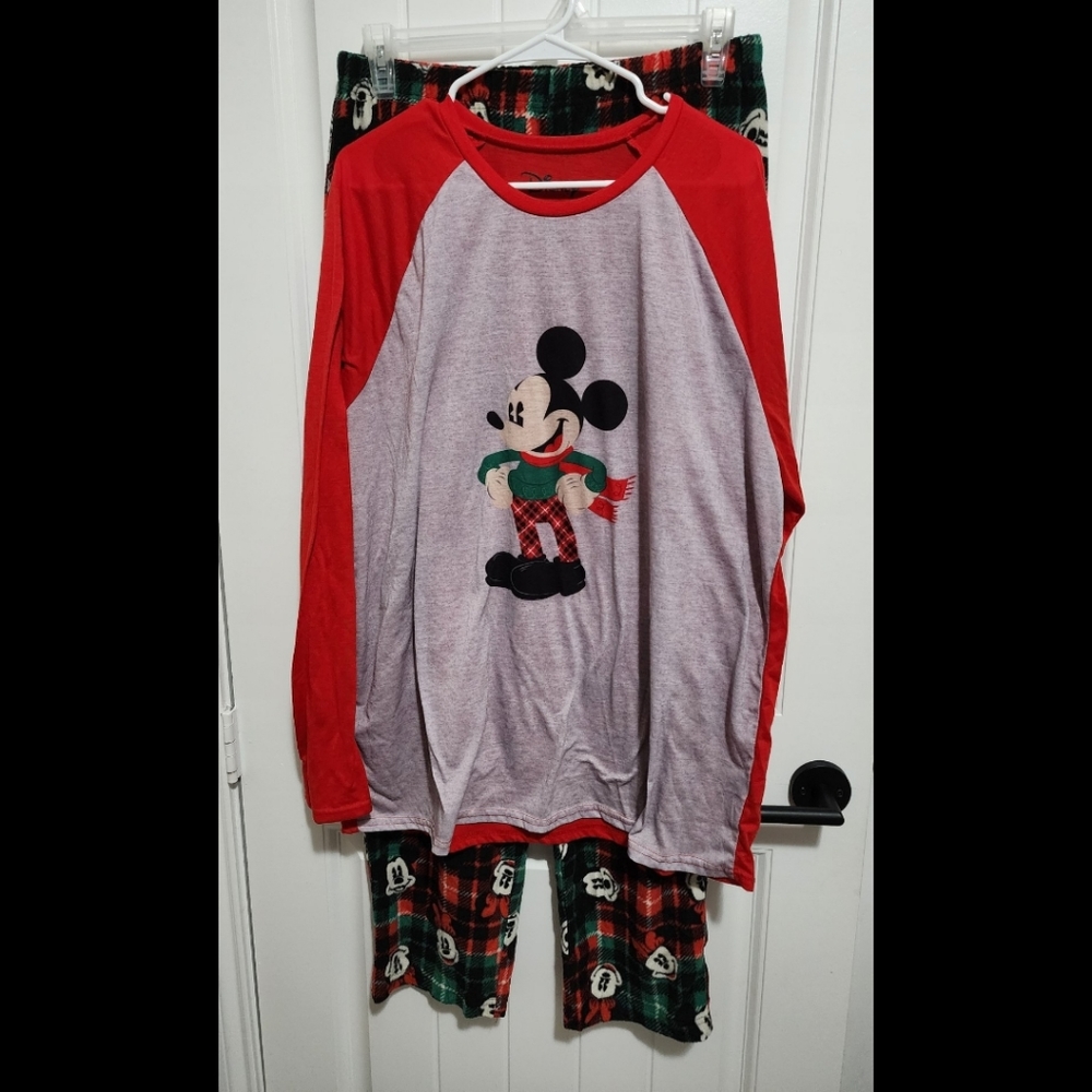 Disney mens family pajamas Christmas Mickey Mouse XL